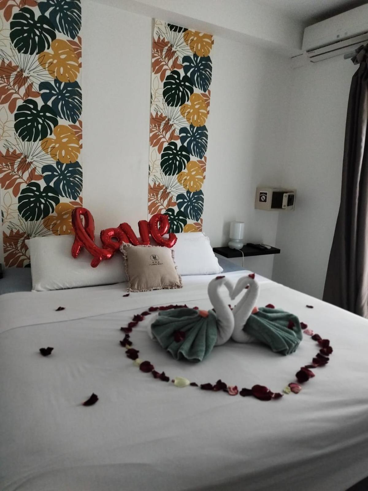 Lindsey Hotel Сен-Пиер Екстериор снимка