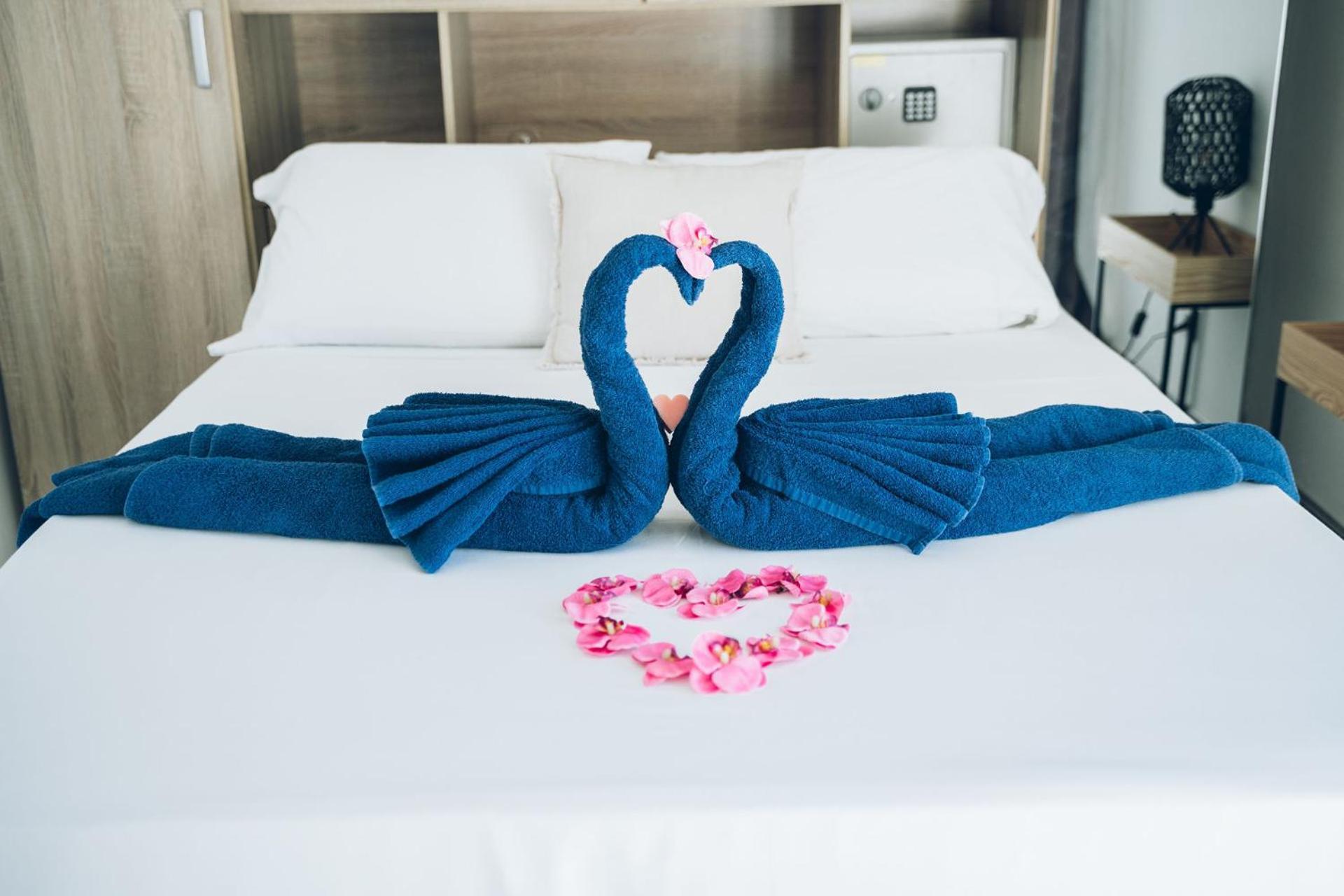 Lindsey Hotel Сен-Пиер Екстериор снимка